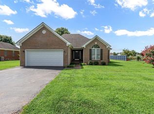 327 Golfview Way, Bowling Green, KY 42104