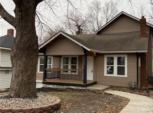 9504 E 17th St, Independence, MO 64052