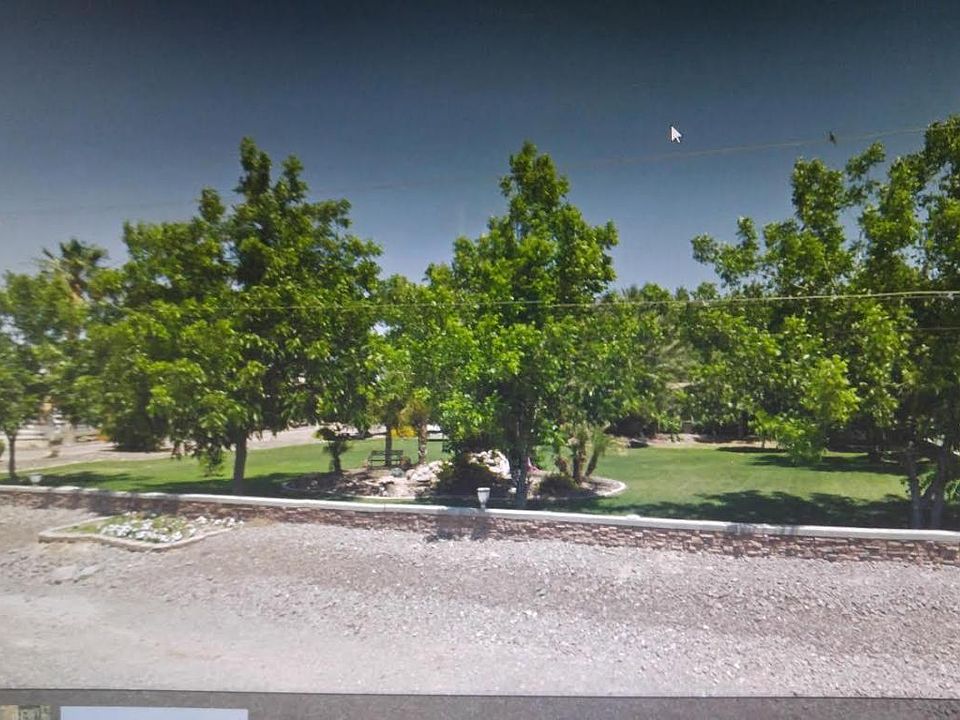 1st image of 17256 W Maryland Ave