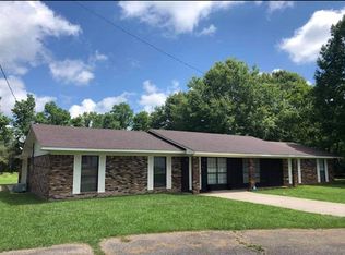 95 Howard Folkes Rd, Seminary, MS 39479