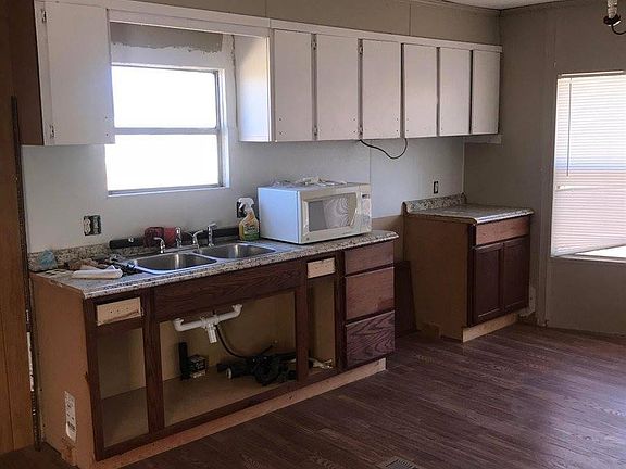 5th image of 643 Virginia Ave