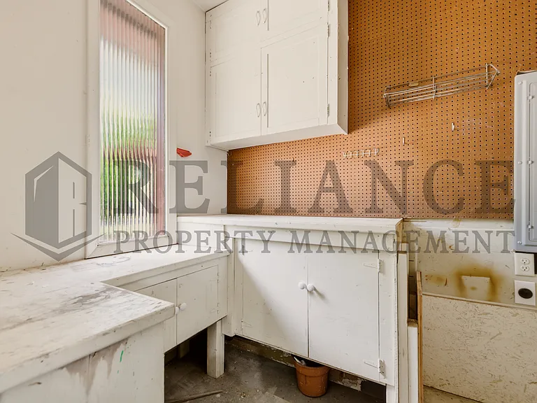 9923 W Binter Ln — Photo 42