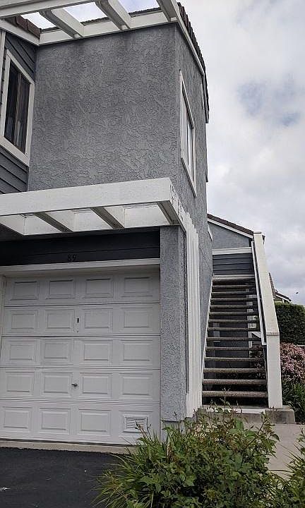 corner unit with no one above and below