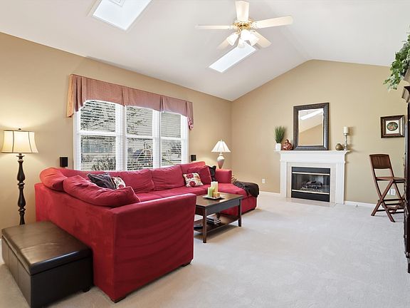 2nd image of 10828 Woodmont Ln