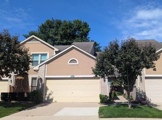 9327 Eastwind Dr #6, Livonia, MI 48150