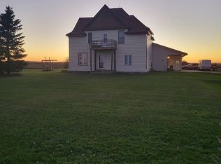 8729 115th Ave SE, Oakes, ND 58474