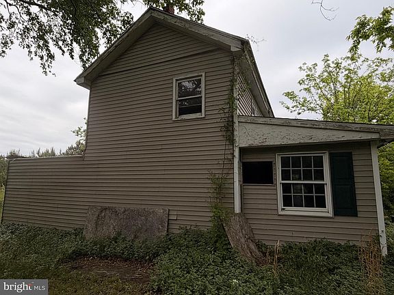 4th image of 23686 Earl Webster Rd