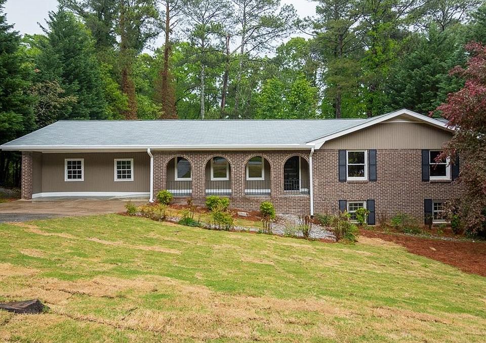 1st image of 2116 Windsor Dr