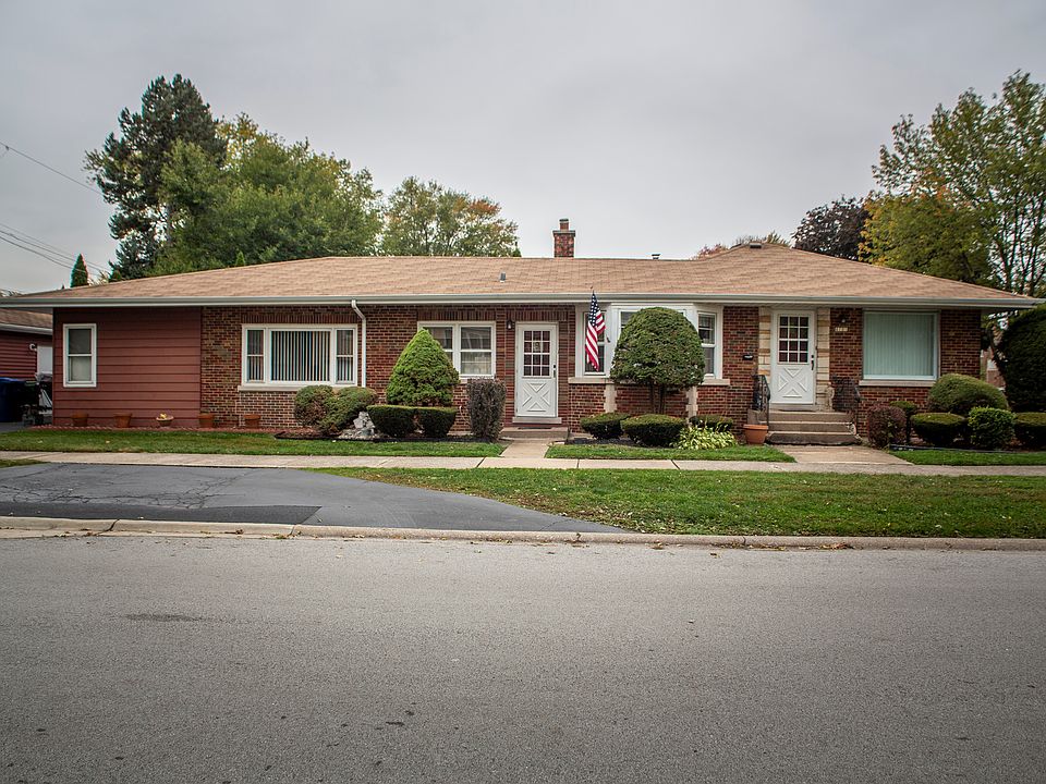 1st image of 4701 W 97th Pl