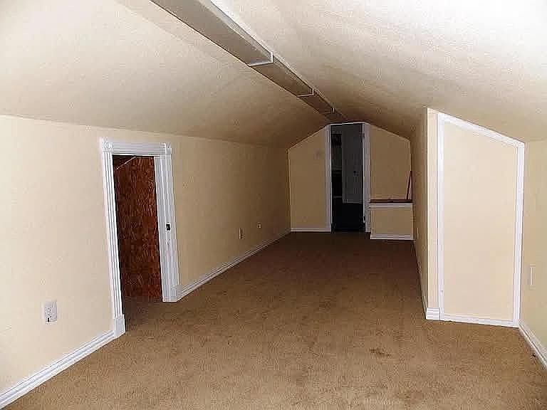 1st image of 3706 Woodcrest Rd