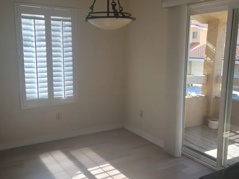 4716 Edison St — Photo 10