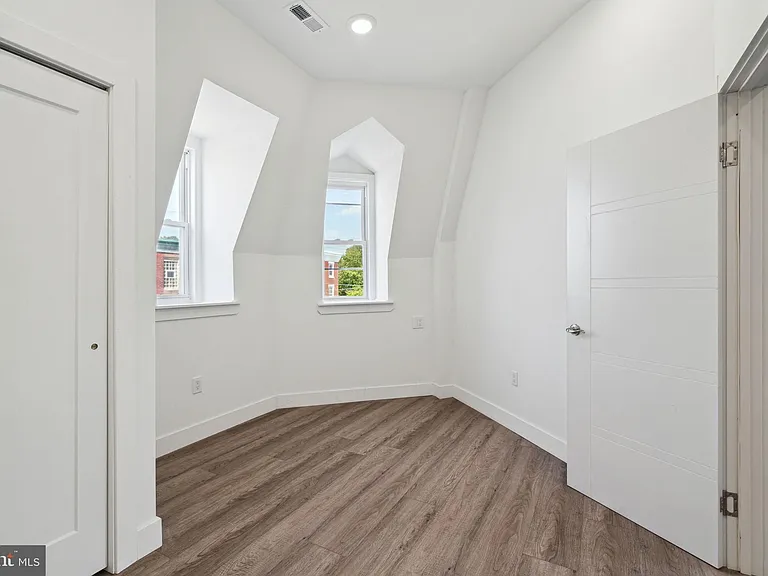 5164 Ridge Ave #3 — Photo 25