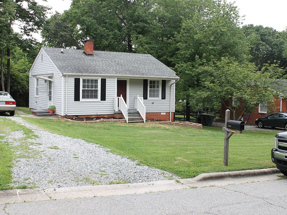 1st image of 2803 Shady Lawn Dr