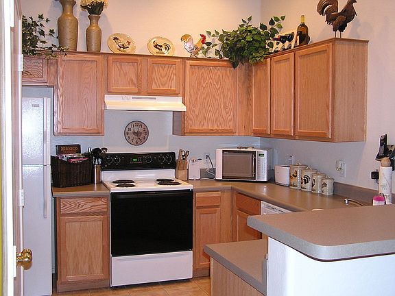 3rd image of 12922 W Columbine Dr