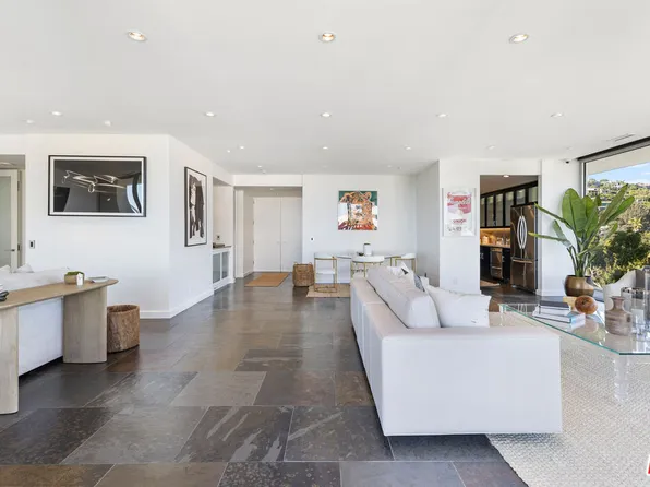 9255 Doheny Rd APT 1006, West Hollywood, CA 90069