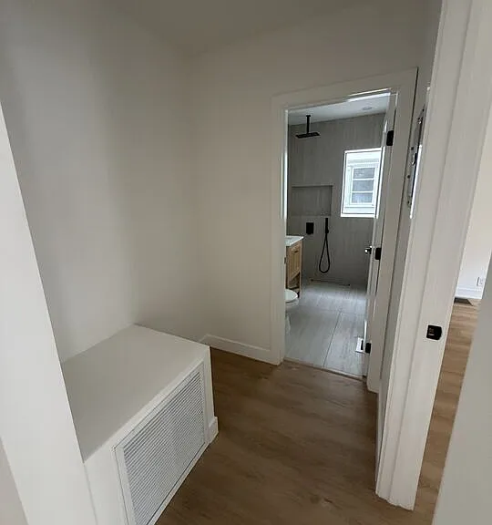 8730 Holloway Dr — Photo 6