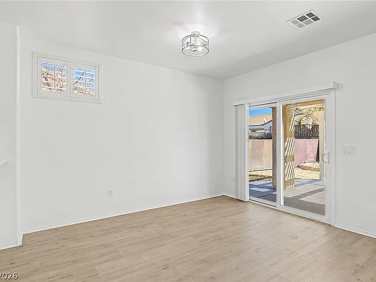 2108 Mardela Springs Ct — Photo 5