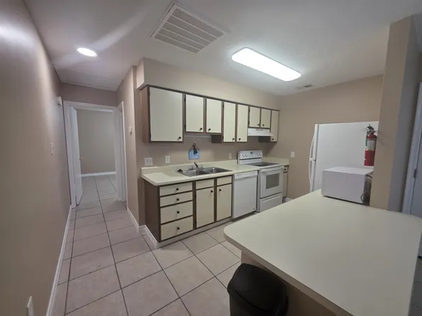 4780 Pontchartrain Dr, Slidell, LA