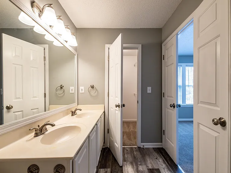 4645 Valais Ct #40 — Photo 13
