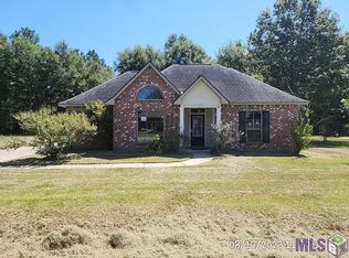 29454 White Oak St, Livingston, LA 70754