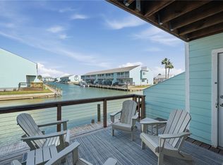 1404 Mazatlan Dr, Rockport, TX 78382