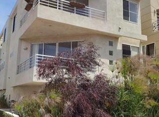 313 20th St, Manhattan Beach, CA 90266