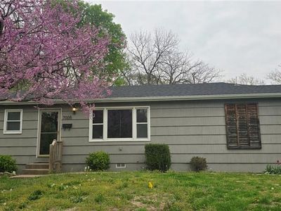 7005 N Baltimore Ave, Kansas City, MO, 64118