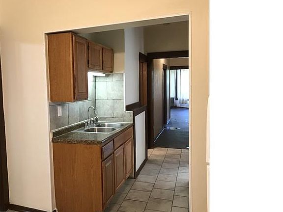 3rd image of 1114 S California Ave APT 3