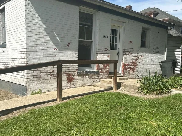 215 W Pike Street, 215 W Pike St #2, Crawfordsville, IN 47933