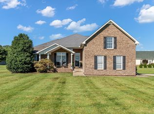 1688 Porter Rd, Burns, TN 37029