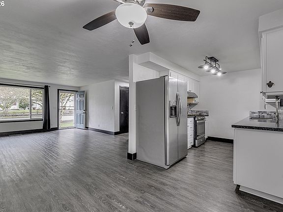 5th image of 315 Kanuku St SE