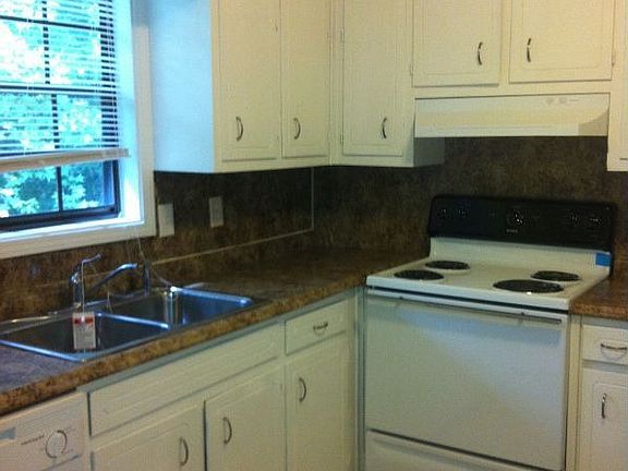3rd image of 4465 Rowland North Dr