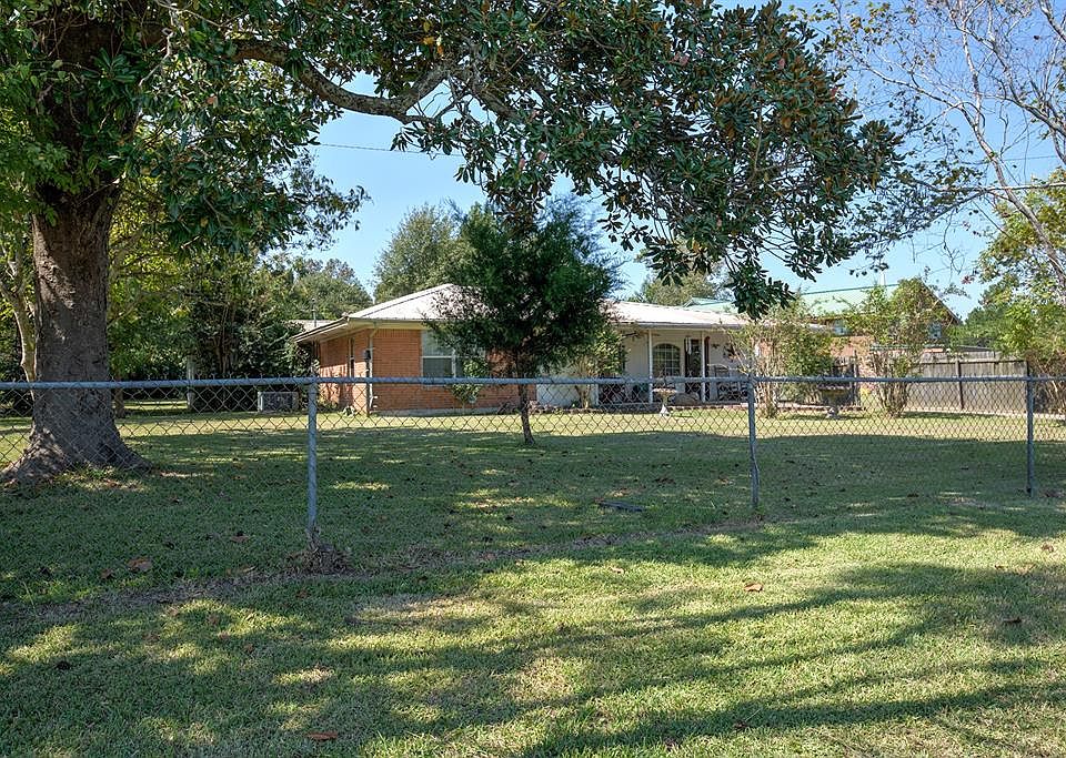 1st image of 142 County Road 1095