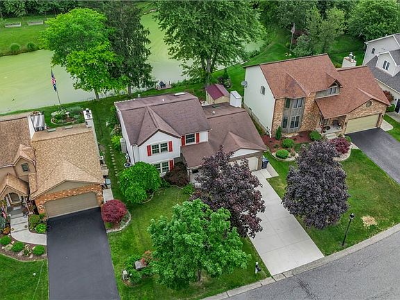 3rd image of 341 Rambling Rd