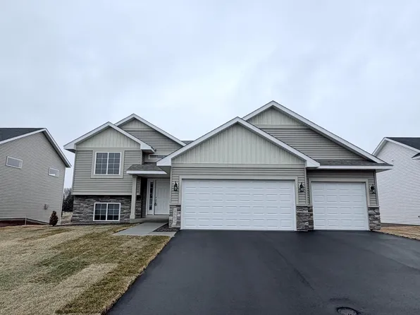 17703 Empire Trl, Lakeville, MN 55044