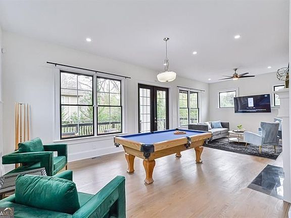 4th image of 1227 Atlantic Dr NW