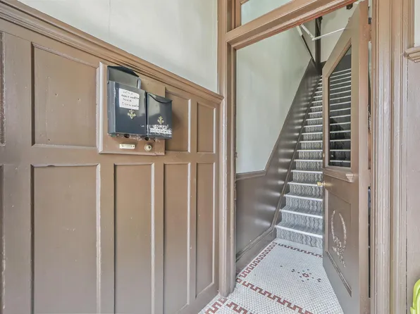 326 Kearny Avenue image 7 of 19