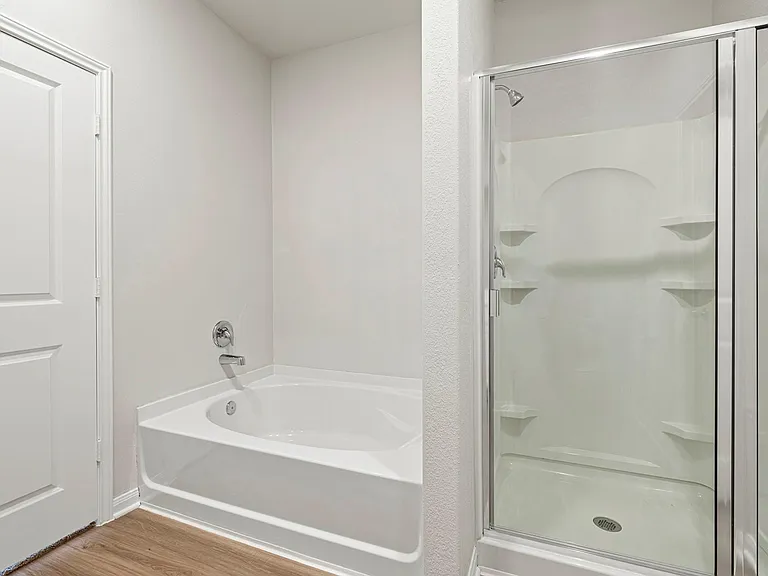 1023 Rosewood Trl — Photo 13