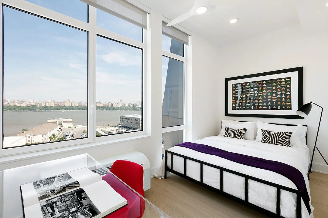 3 bed, 1600 sqft, $6,045 — Photo 1