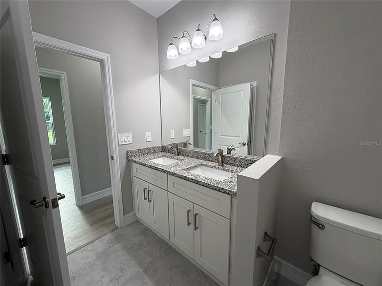 1100 Homer St NW — Photo 30