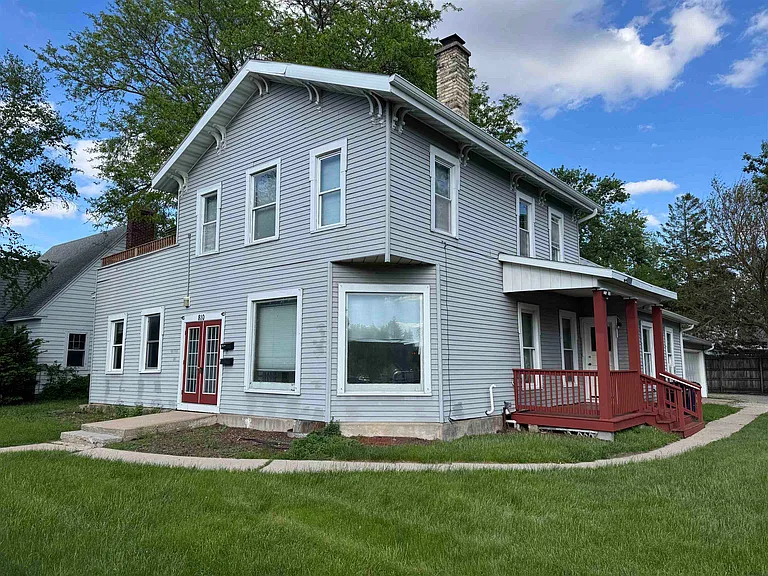 810 Milton Ave — Photo 1