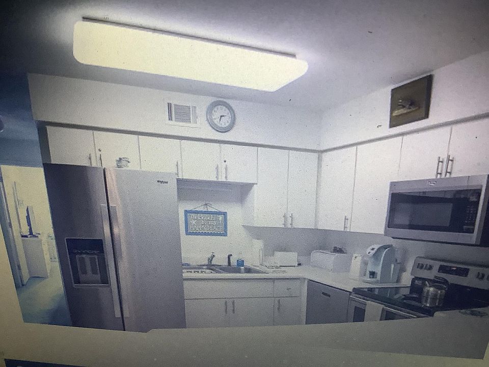 2nd image of 656 Santa Rosa Blvd