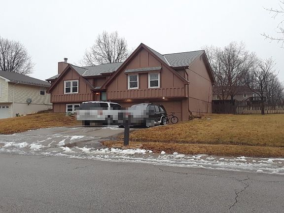 2nd image of 8605 N Virginia Ave
