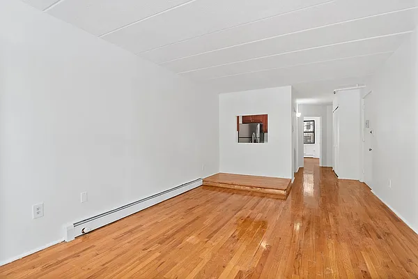 Sold by Compass | media 20