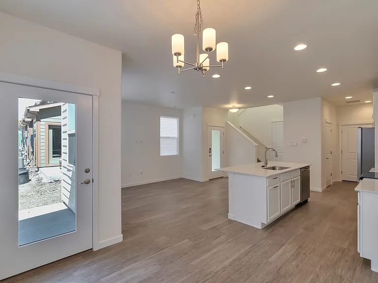9679 Albion Ln — Photo 13