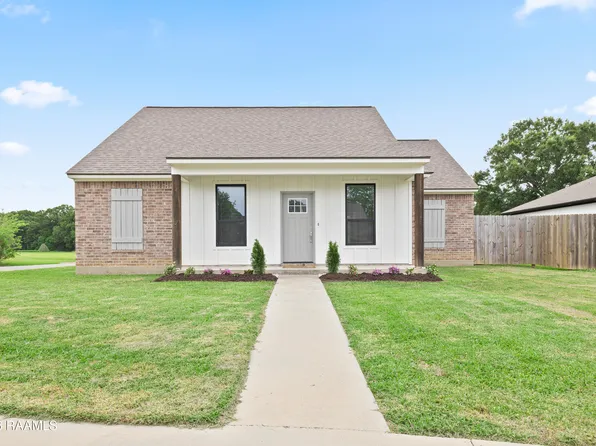 106 Tyreek Dr, Lafayette, LA 70506