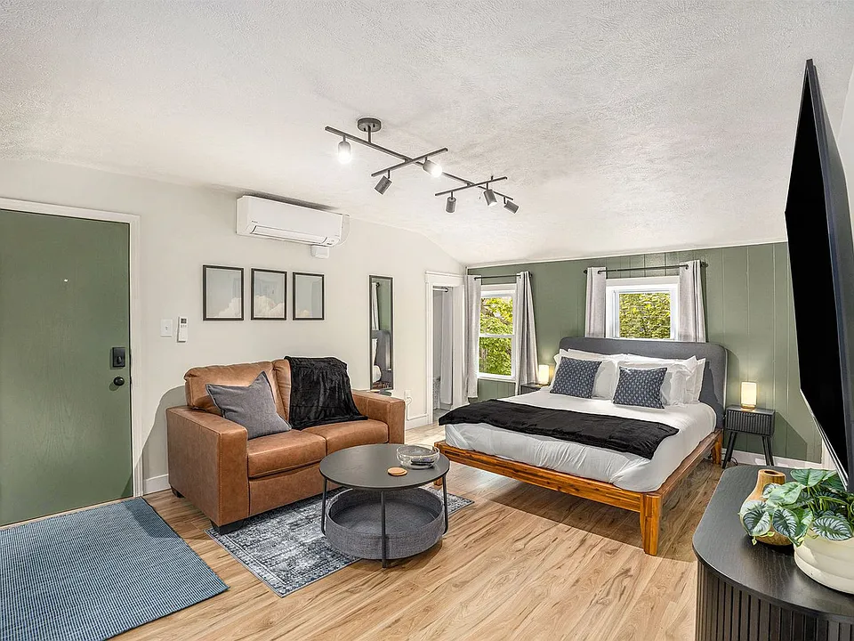 37 Gold Ave NW #2-ID1346770P
