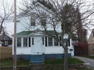 408 Bullocks Point Ave, Riverside, RI 02915