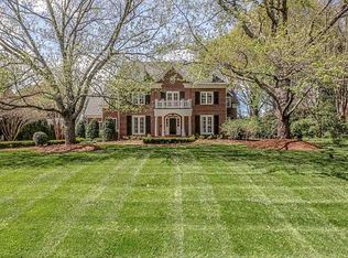 3670 Pelham Ln, Charlotte, NC 28211