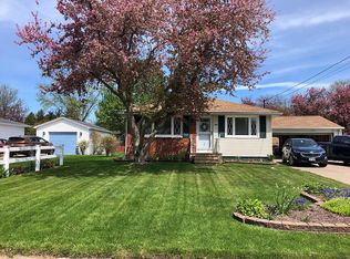 696 Hartley Dr, Angola, NY 14006